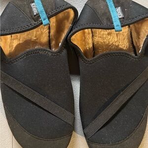 Black Loafers with Fur Lining